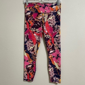 Fabletics‎ Mid-Rise Fiori Printed PowerHold Capri Size Small